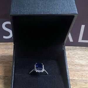 Elegant Blue Sapphire and Silver Women's Ring